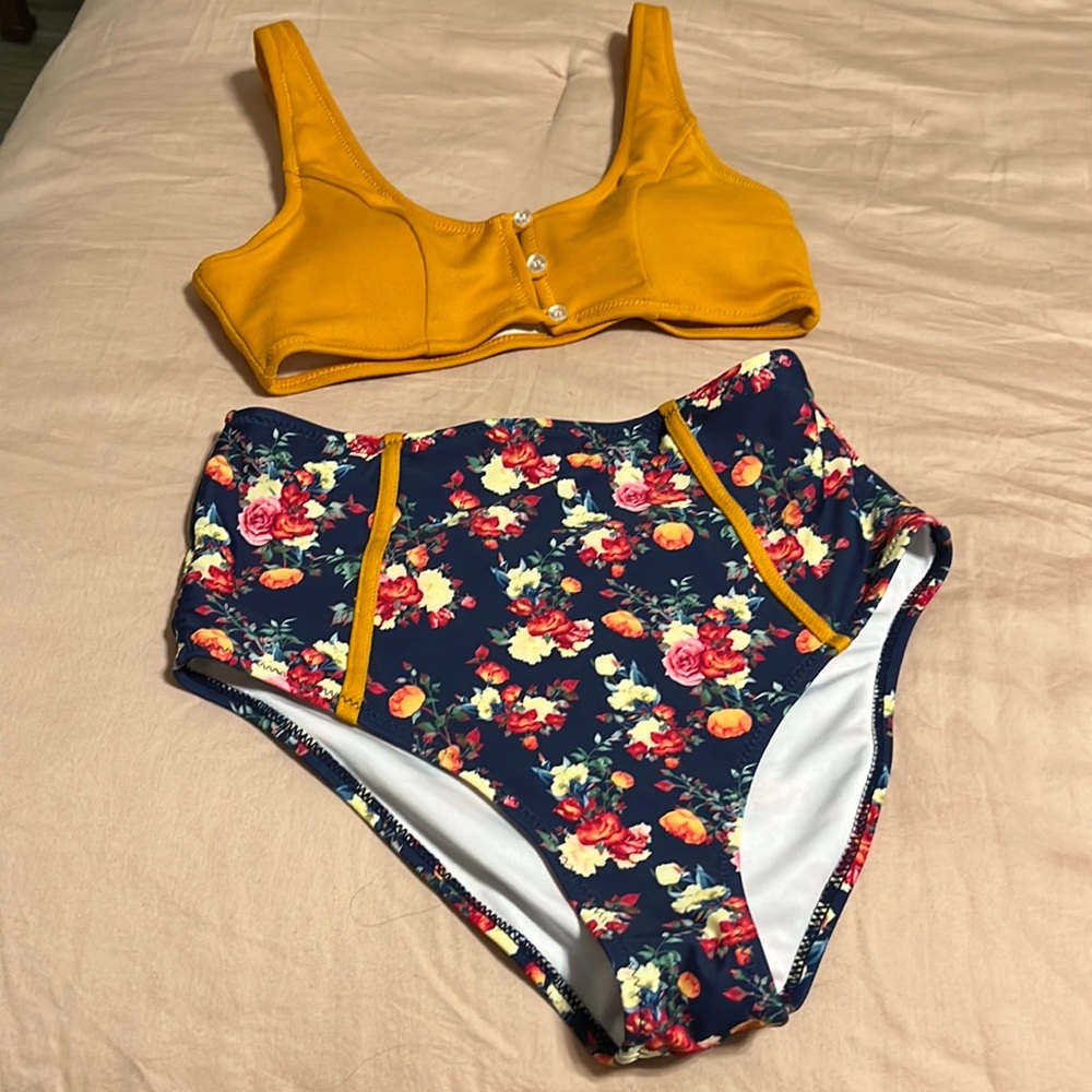 Cupshe high waisted floral/ mustard bikini 👙